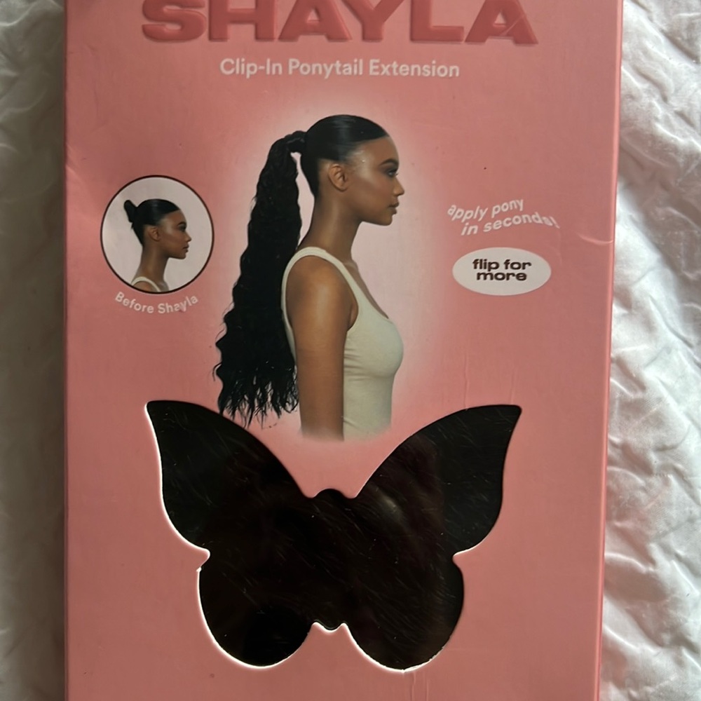 Clip in ponytail extension